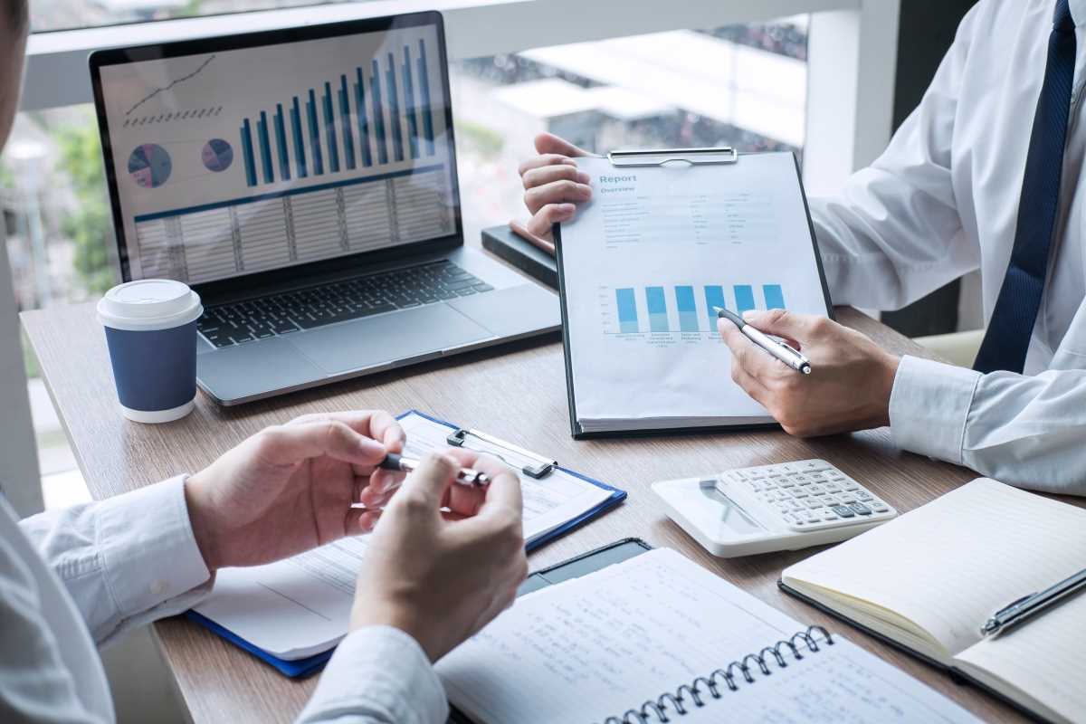Seven Effective Negotiation Strategies for Young Professionals to Increase Their Pay